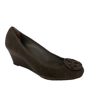 Tory Burch Sally Pump Wedge Heel Gray Suede Leather Logo Round Toe 7 M